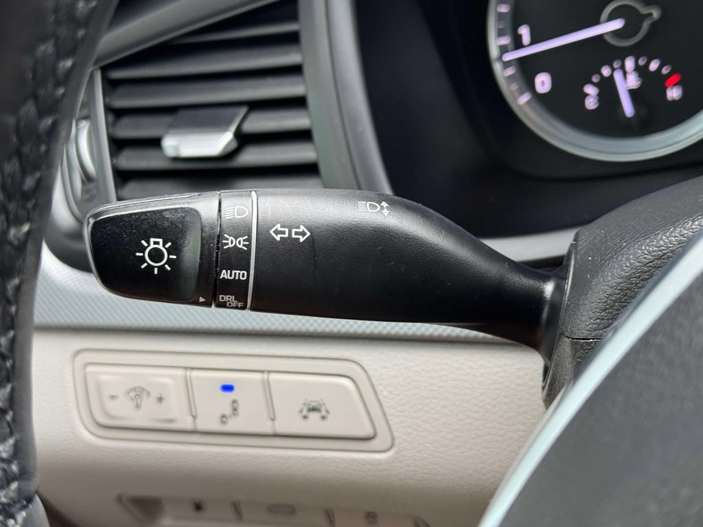 Used 2018 Hyundai Sonata SEL w/ Tech Package 04 FWD image 21