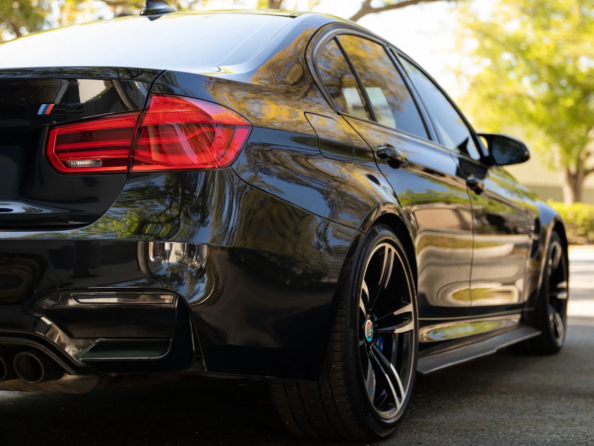 Used 2018 BMW M3 Sedan w/ Competition Package image 18