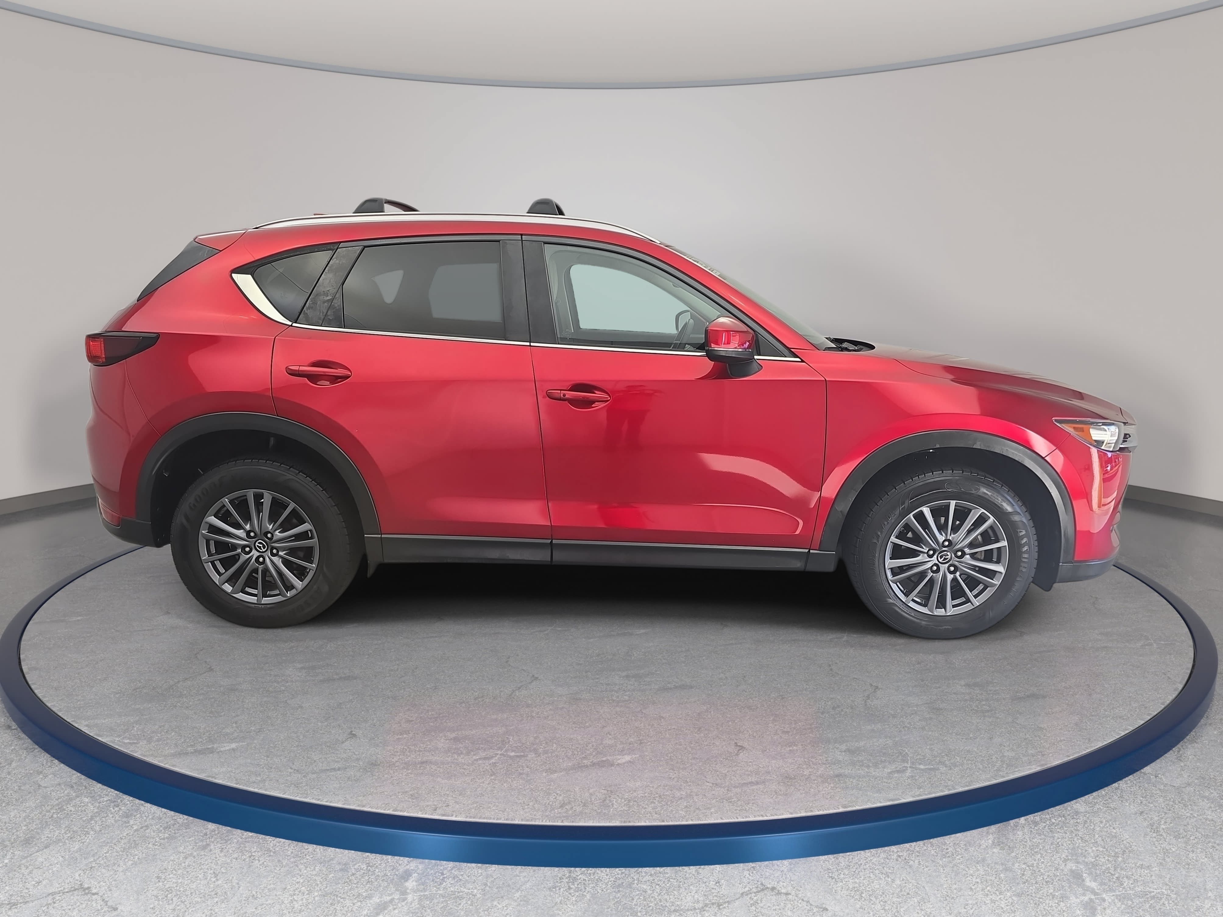 Used 2019 MAZDA CX-5 Touring FWD image 4