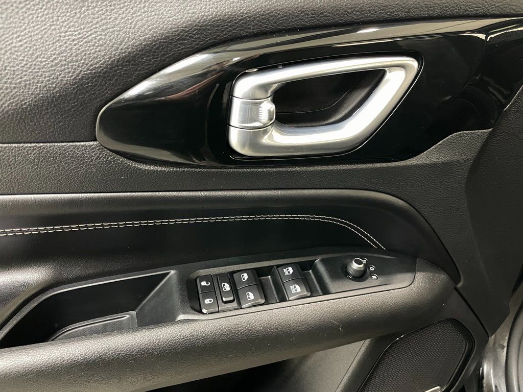 Used 2022 Jeep Compass High Altitude image 25