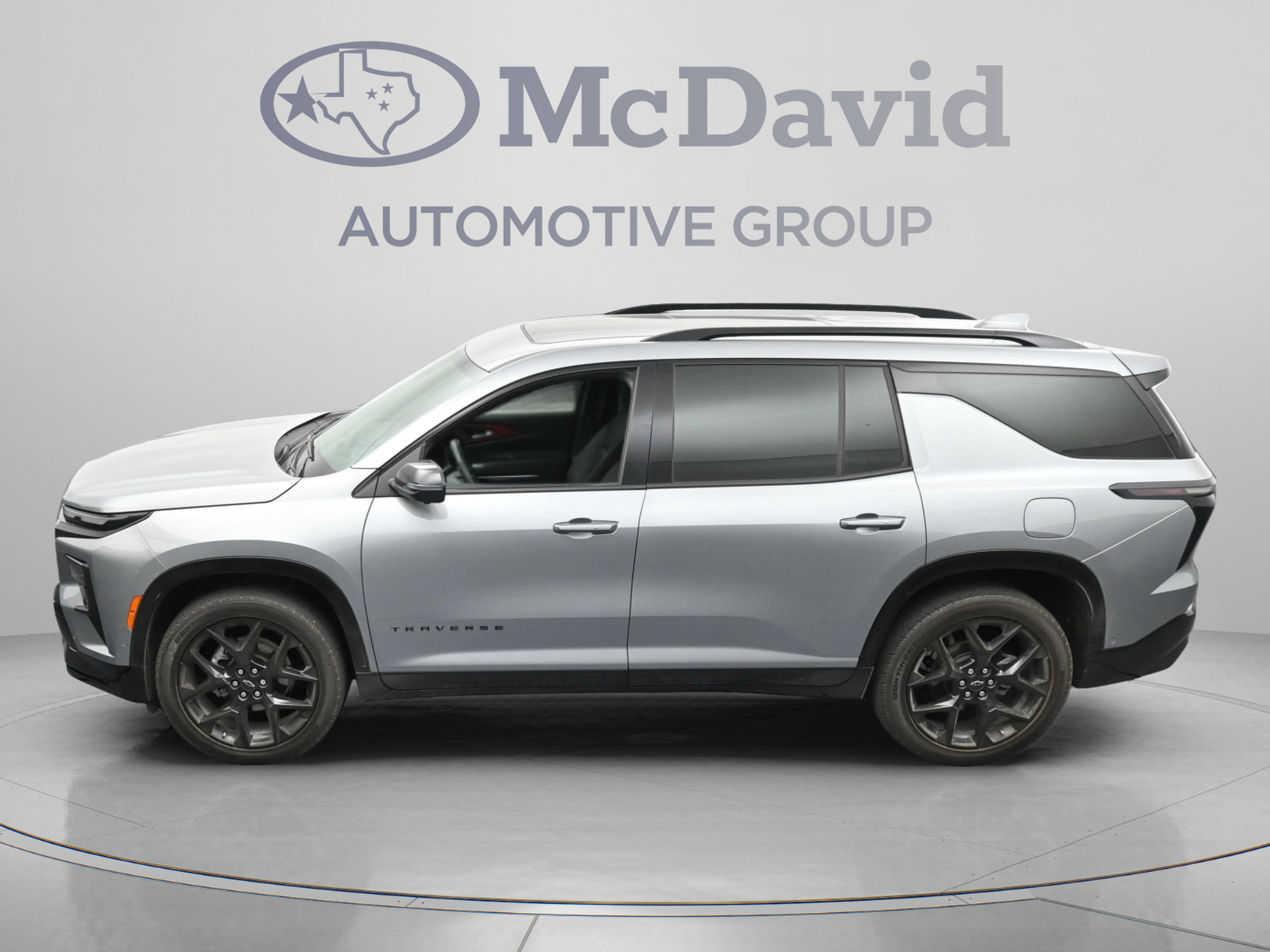 Used 2024 Chevrolet Traverse RS FWD image 37