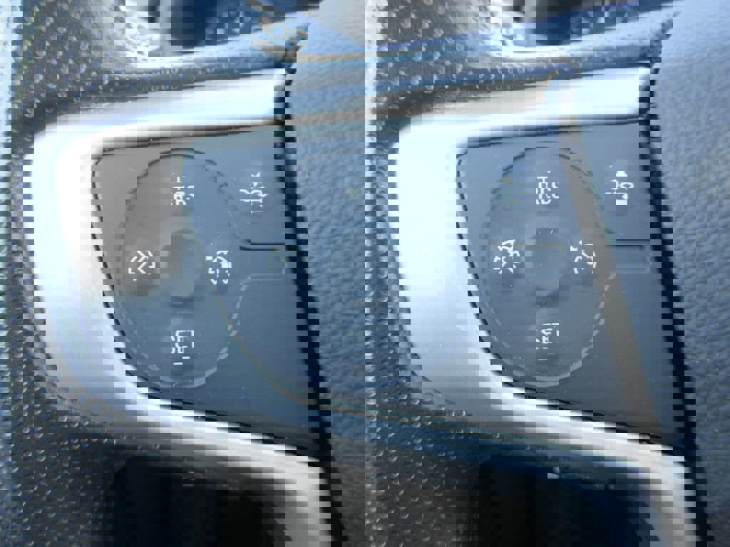 Certified 2023 GMC Terrain SLE image 24