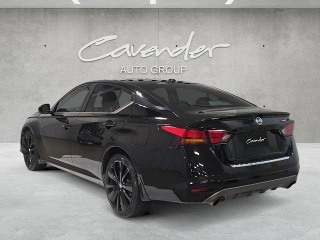 Used 2022 Nissan Altima 2.5 SR w/ Midnight Edition Package AWD/4WD image 14