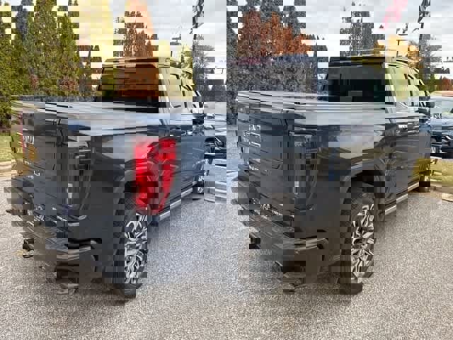 Used 2023 GMC Sierra 1500 Denali Ultimate image 4