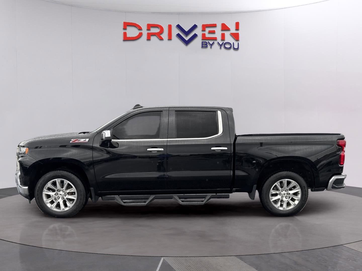 Used 2019 Chevrolet Silverado 1500 LTZ w/ LTZ Premium Package AWD/4WD image 2