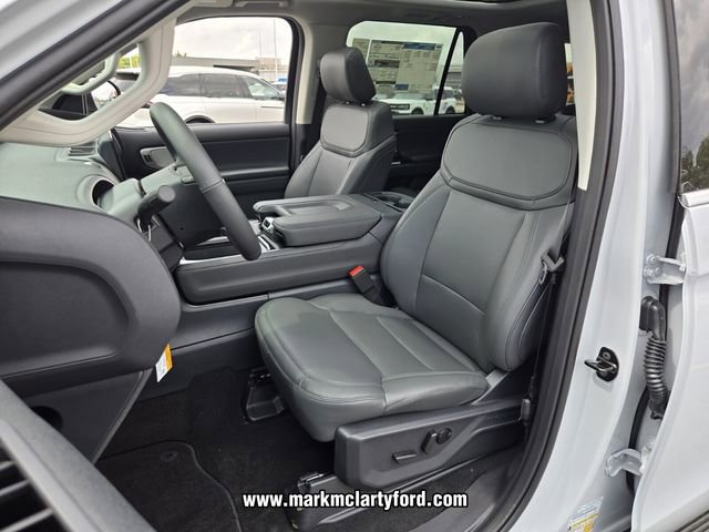 New 2026 Ford Expedition Max Active RWD image 6