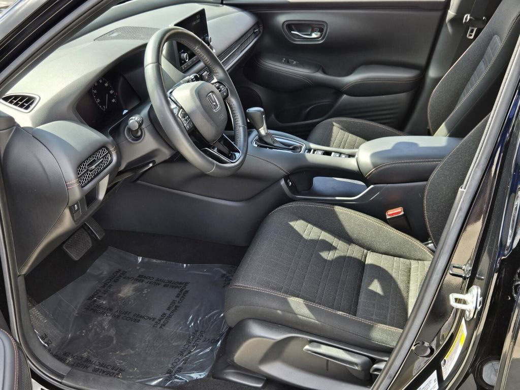 Certified 2023 Honda HR-V Sport image 10