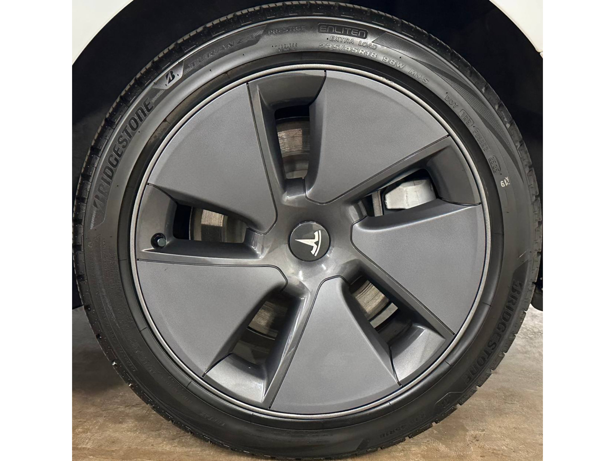 Used 2023 Tesla Model 3 Standard Range RWD image 11