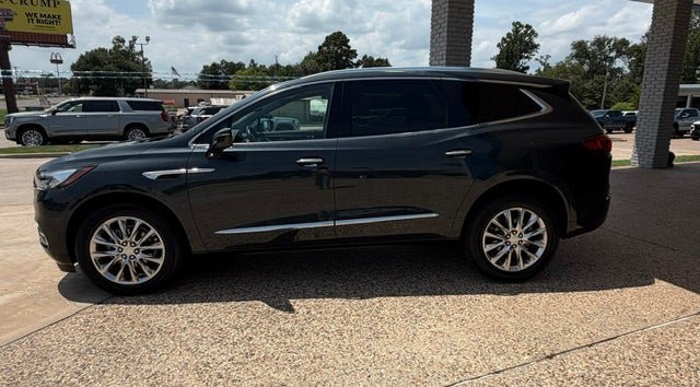Used 2021 Buick Enclave Essence FWD image 4