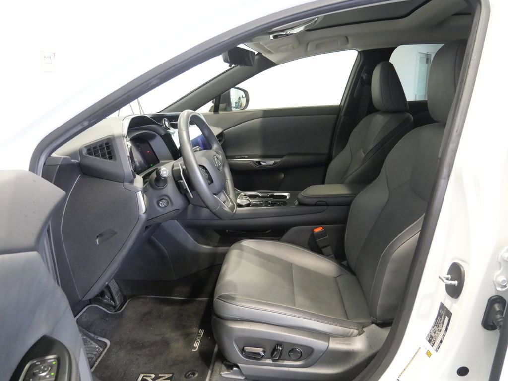Certified 2023 Lexus RZ 450e Premium w/ Technology Package image 15