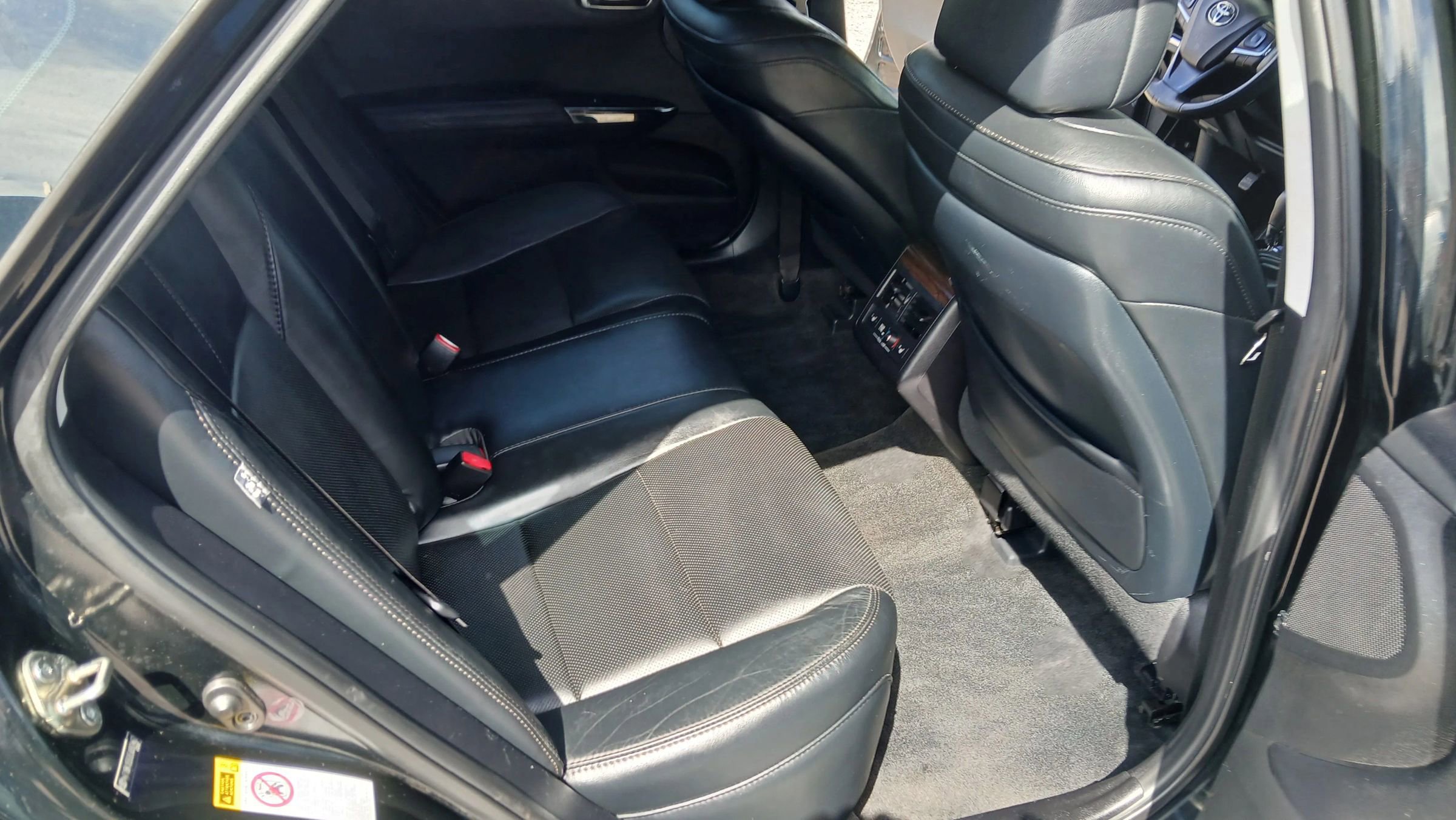 Used 2014 Toyota Avalon Limited image 14