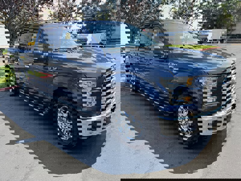 Used 2017 Ford F150 XLT image 3