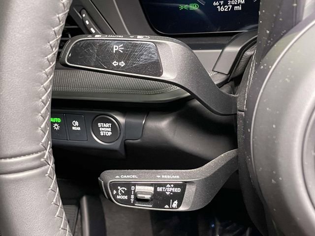 Certified 2025 Porsche 911 Carrera image 41