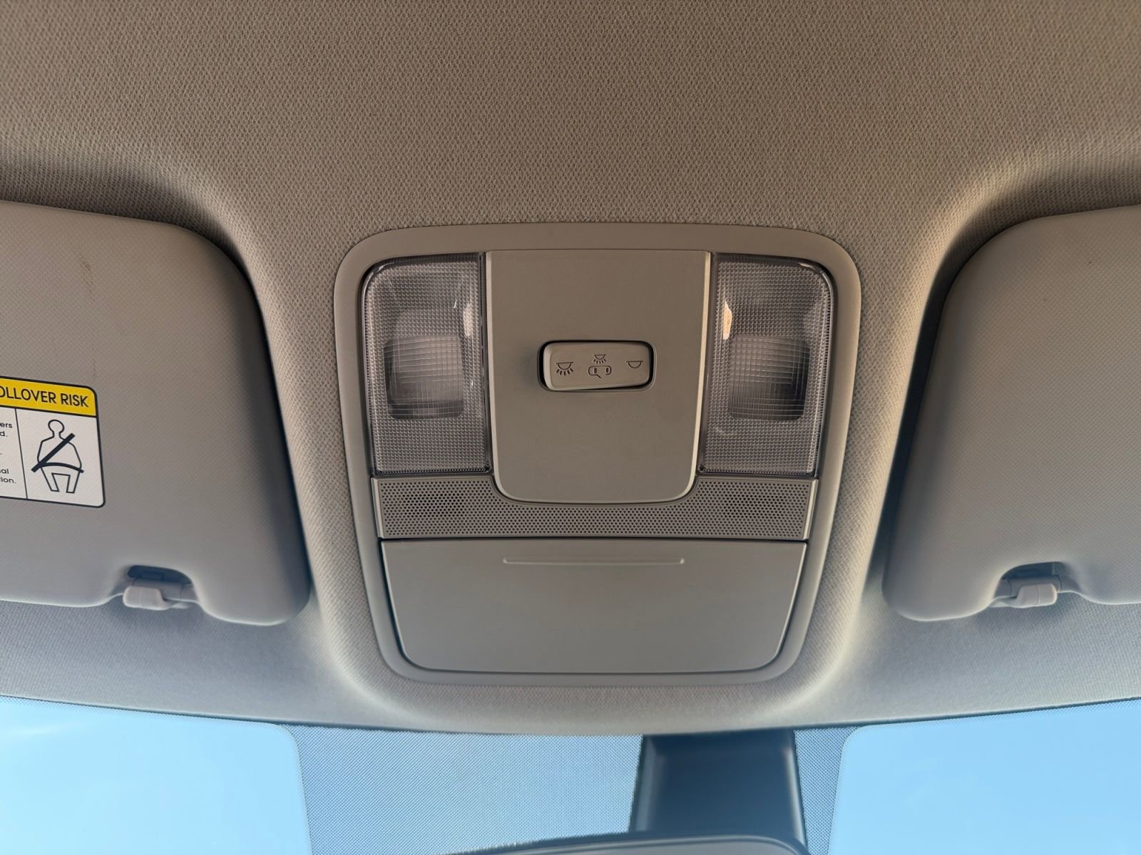 Used 2025 Kia Soul LX FWD image 23