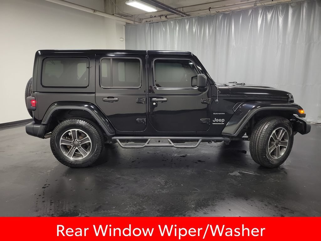 Used 2023 Jeep Wrangler Unlimited Sahara AWD/4WD image 9