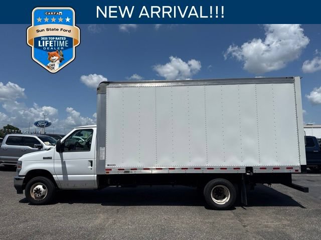 Certified 2024 Ford E-450 and Econoline 450 Super Duty w/ Driver's Safety Package