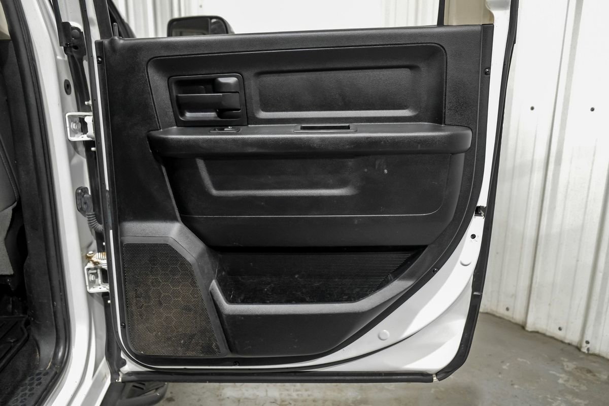 Used 2014 RAM 2500 Tradesman w/ Chrome Appearance Group image 43