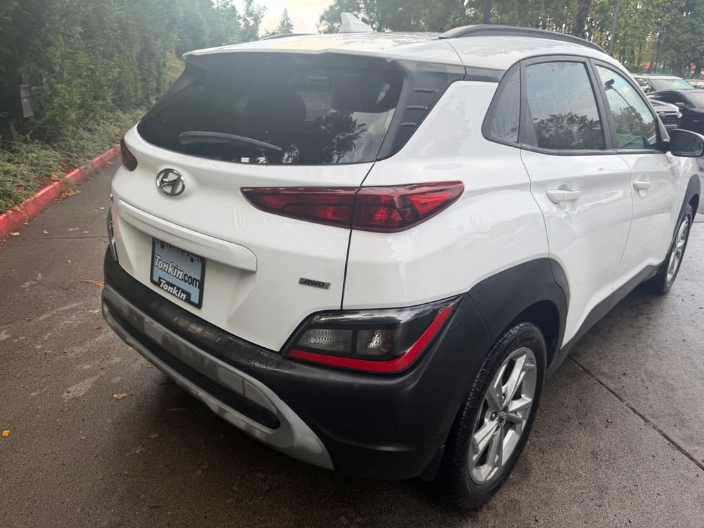 Used 2022 Hyundai Kona SEL w/ Convenience Package AWD/4WD image 4