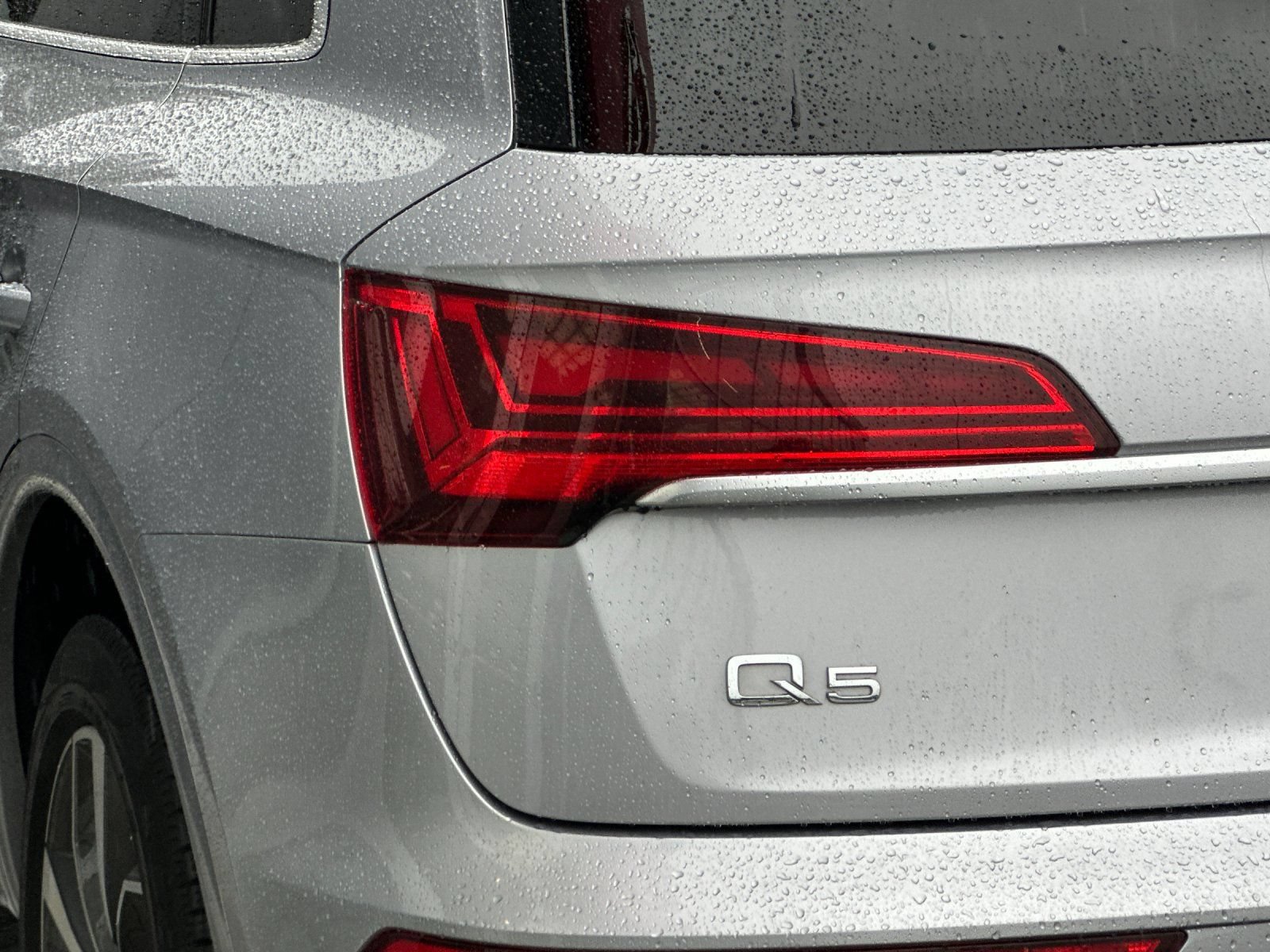 Used 2022 Audi Q5 2.0T Premium AWD/4WD image 25