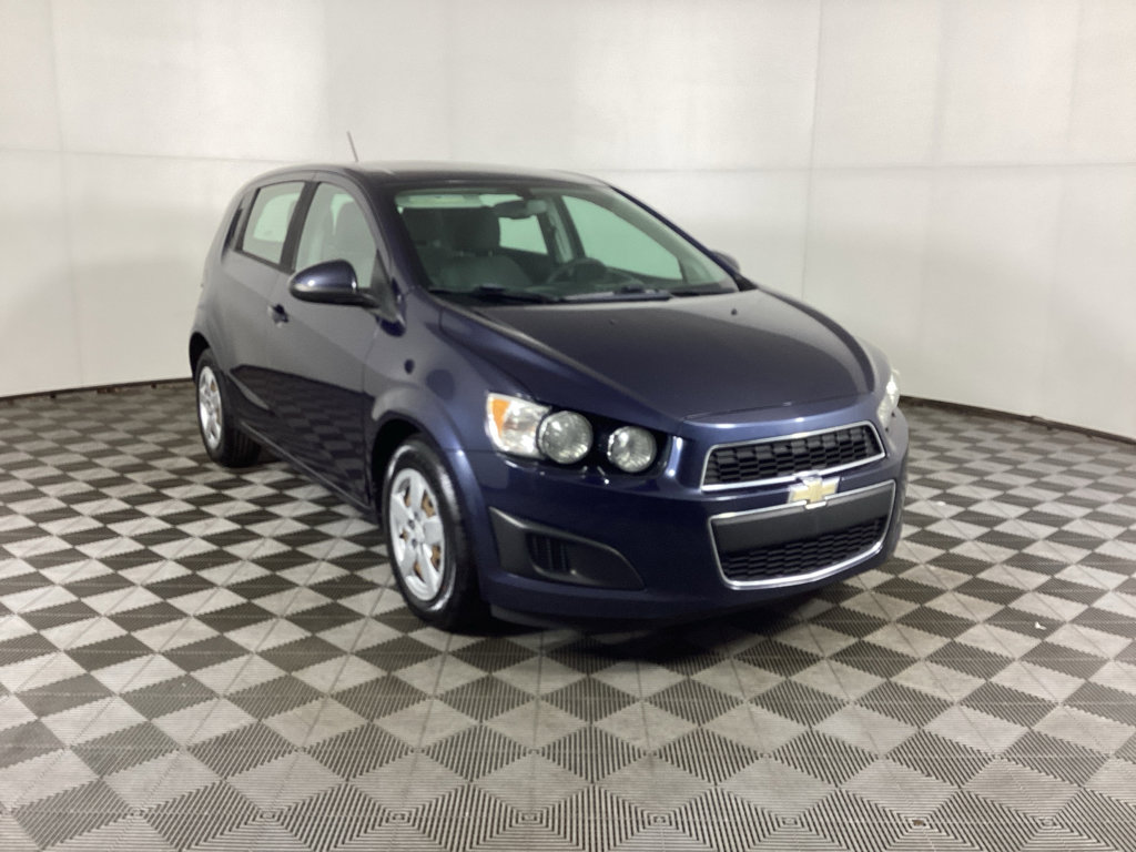 Used 2016 Chevrolet Sonic LS image 1