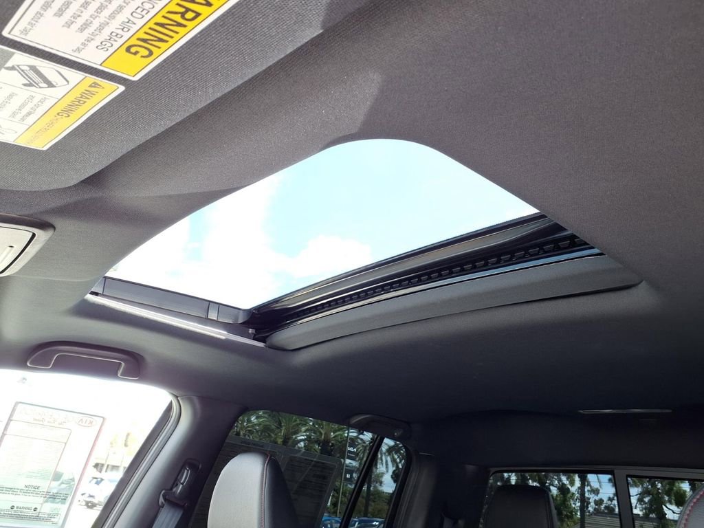 Used 2023 Honda Ridgeline Black Edition image 19