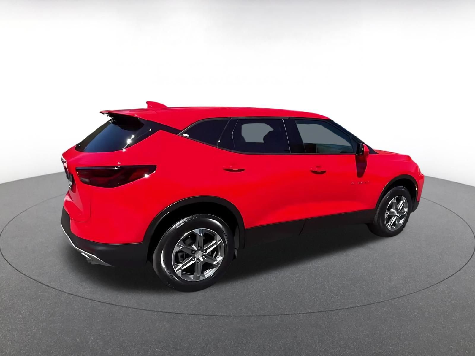Used 2026 Chevrolet Blazer LT FWD image 15