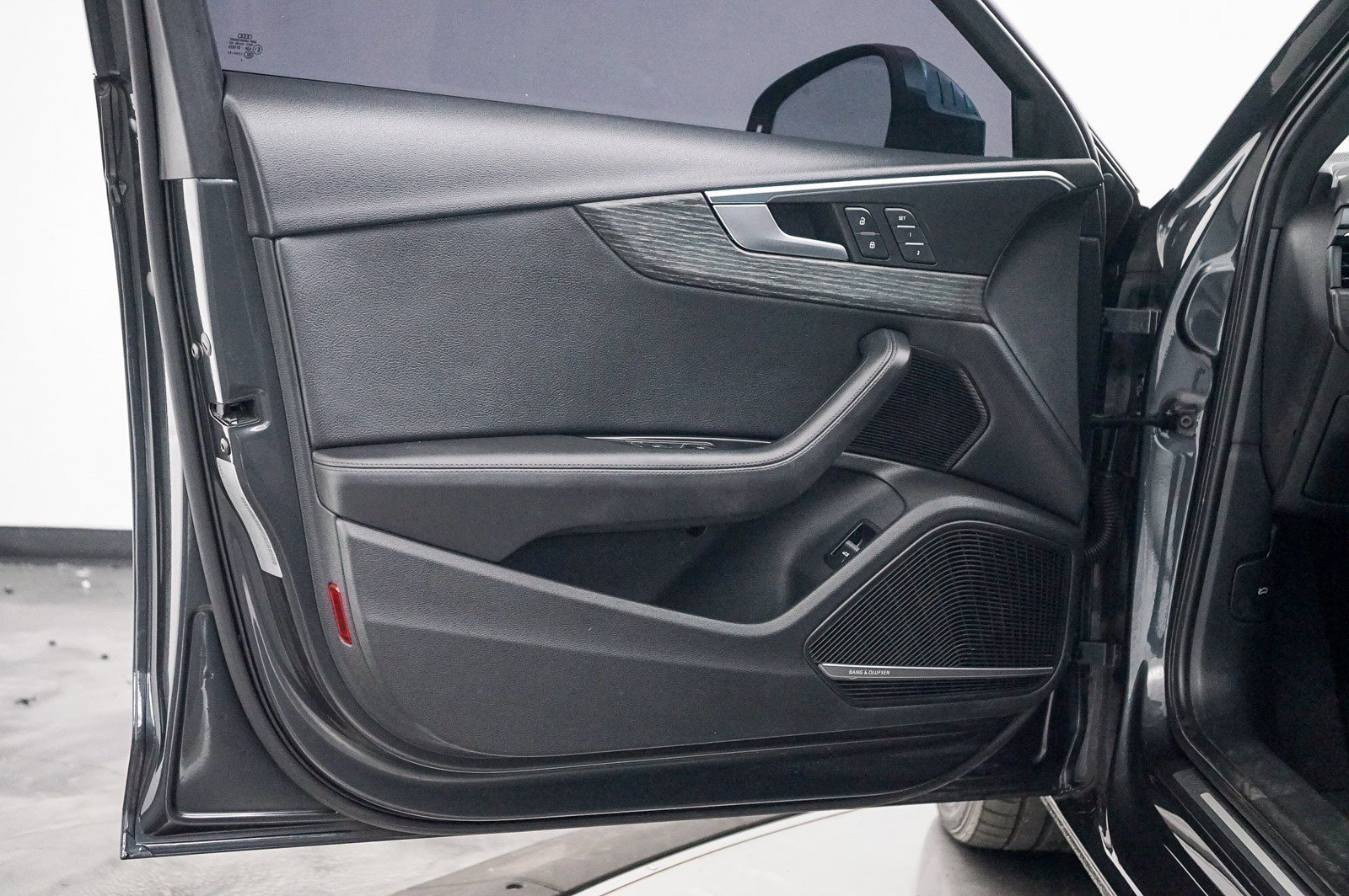 Used 2019 Audi A4 2.0T Premium Plus FWD image 14