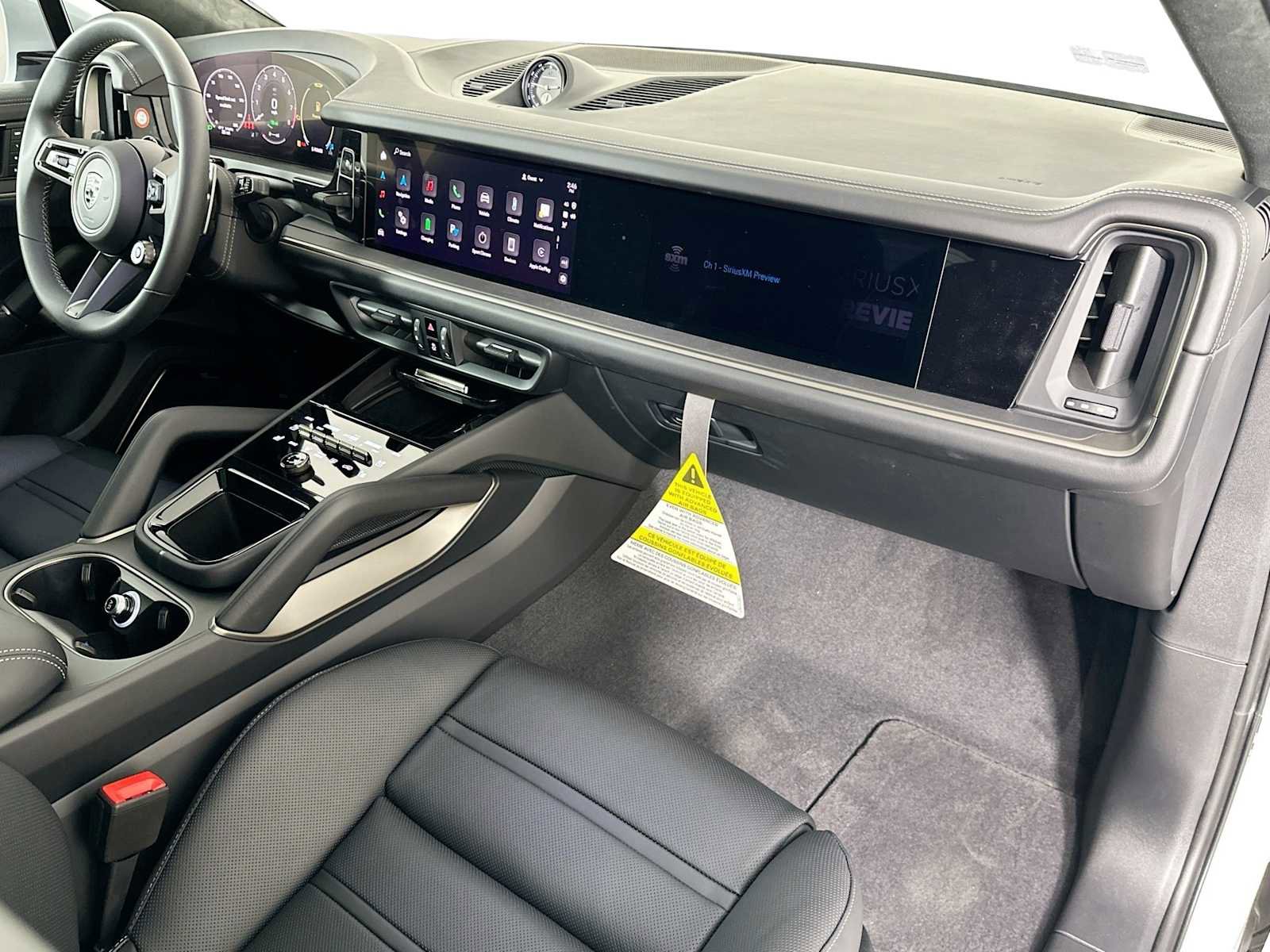 New 2025 Porsche Cayenne Turbo image 28