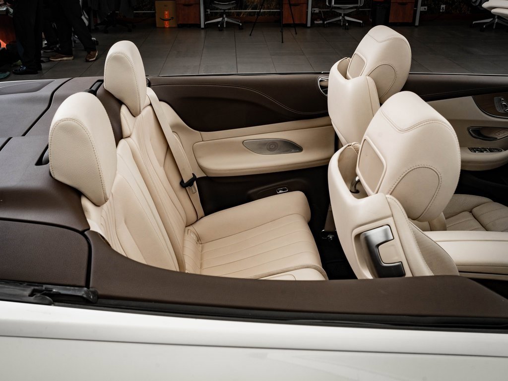 Used 2019 Mercedes-Benz E 450 Cabriolet image 25