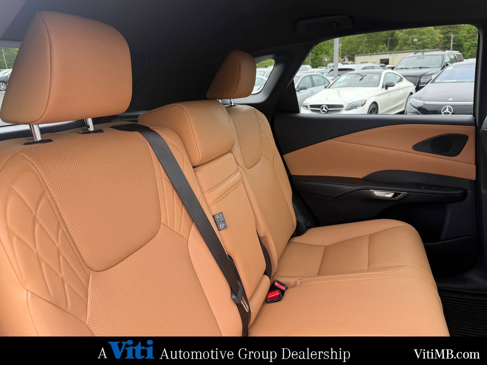 Used 2023 Lexus RX 350 Premium w/ Accessory Package AWD/4WD image 28