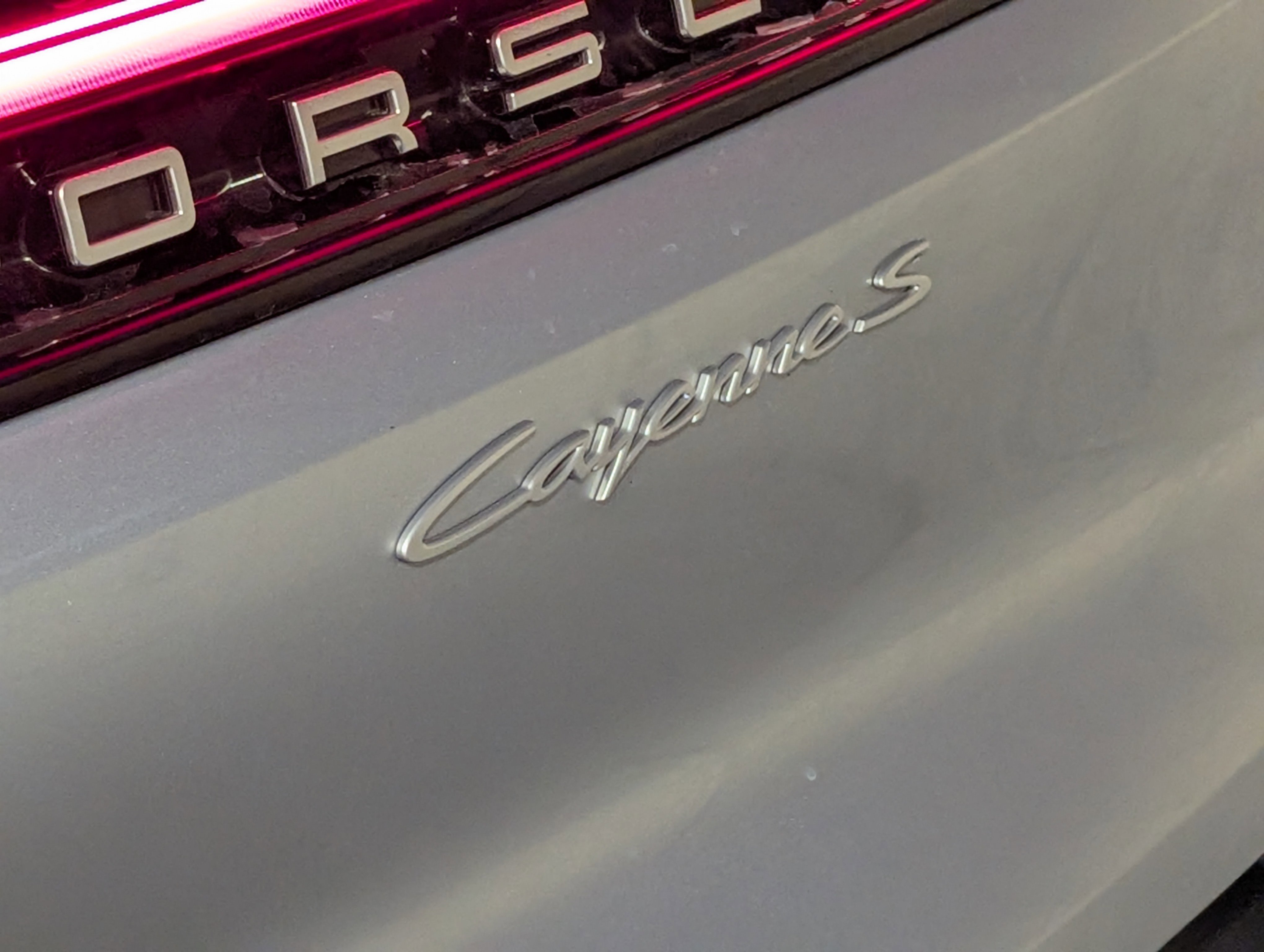 Certified 2025 Porsche Cayenne S image 15