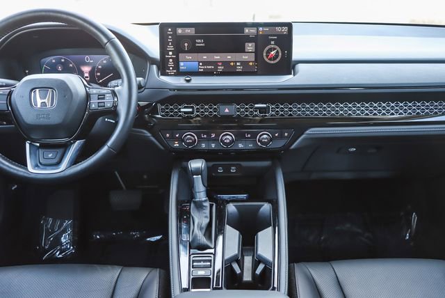 Used 2025 Honda Accord Touring image 15