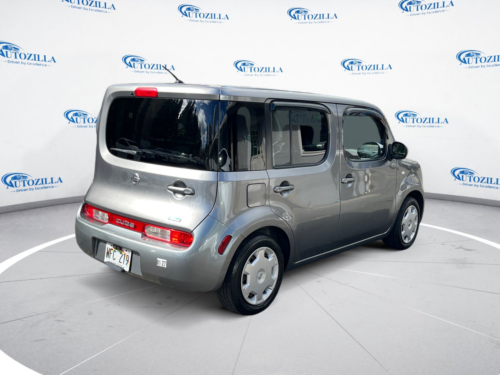 Used 2014 Nissan Cube 1.8 S w/ Interior Designer Package FWD image 5