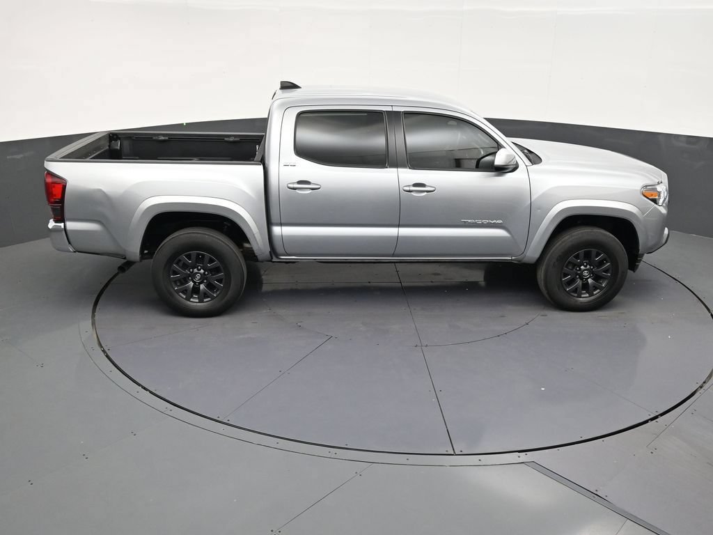 Used 2023 Toyota Tacoma SR5 RWD image 17