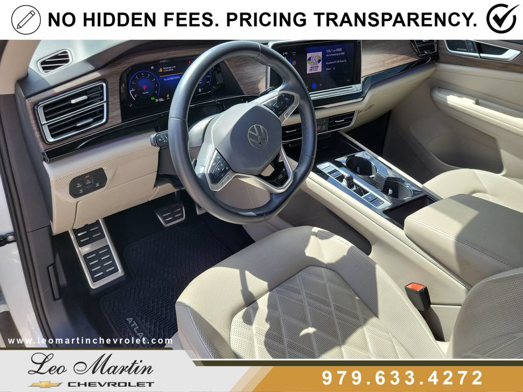 Used 2024 Volkswagen Atlas SEL Premium R-Line AWD/4WD image 18