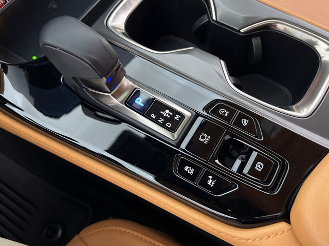 Used 2025 Lexus NX 350 AWD w/ Accessory Package (2T) image 21