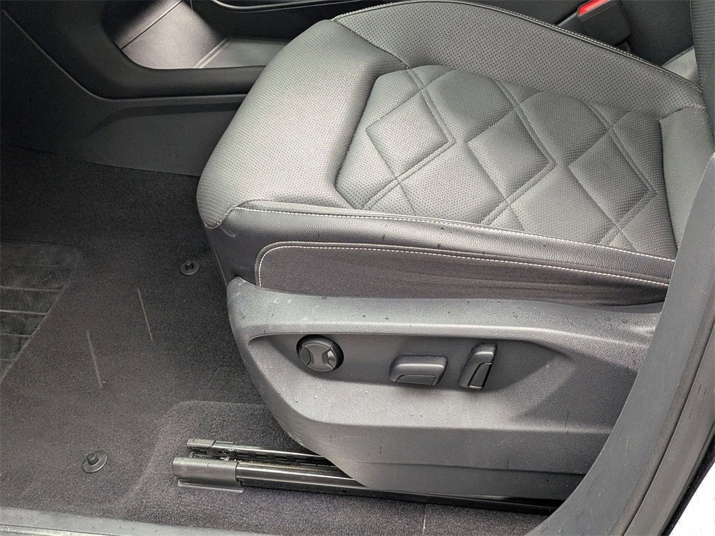 Used 2024 Volkswagen Atlas SE image 19