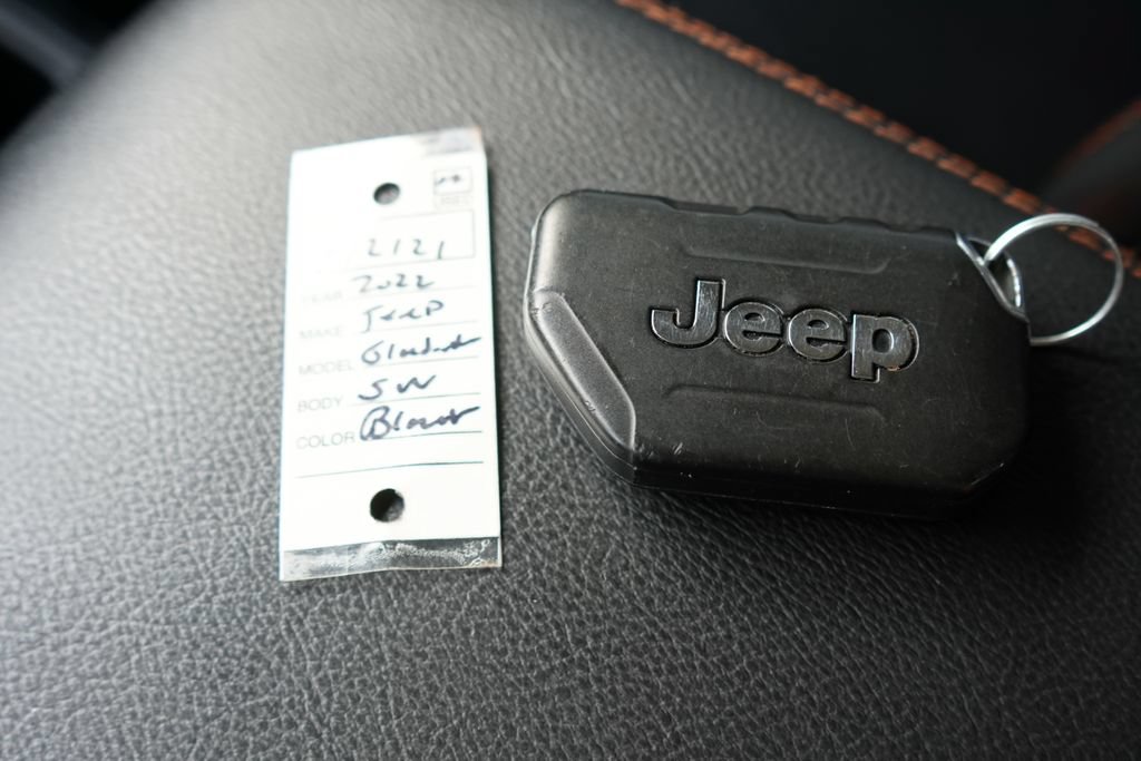 Used 2022 Jeep Gladiator Mojave w/ LED Lighting Group AWD/4WD image 36