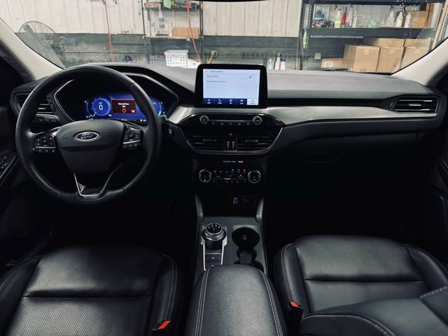 Used 2022 Ford Escape Titanium AWD/4WD image 22