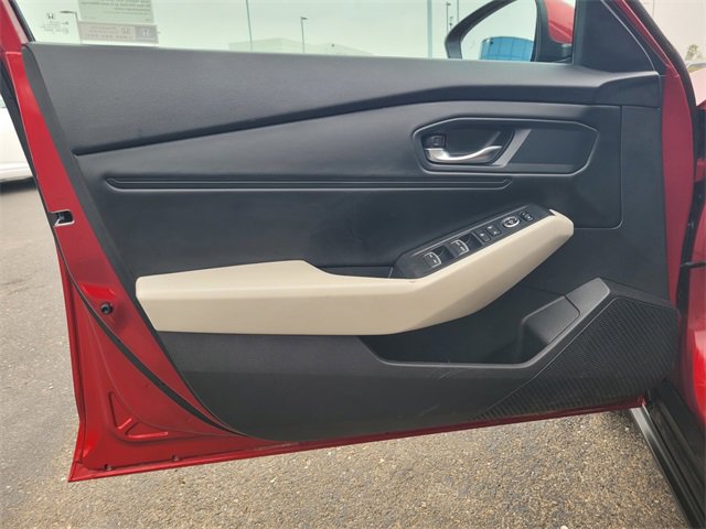 Used 2024 Honda Accord EX image 18