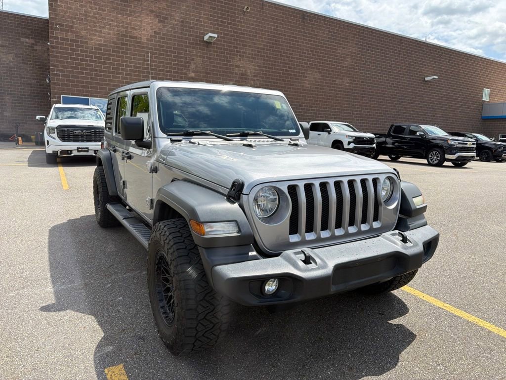 Used 2018 Jeep Wrangler Unlimited Sport S AWD/4WD image 2