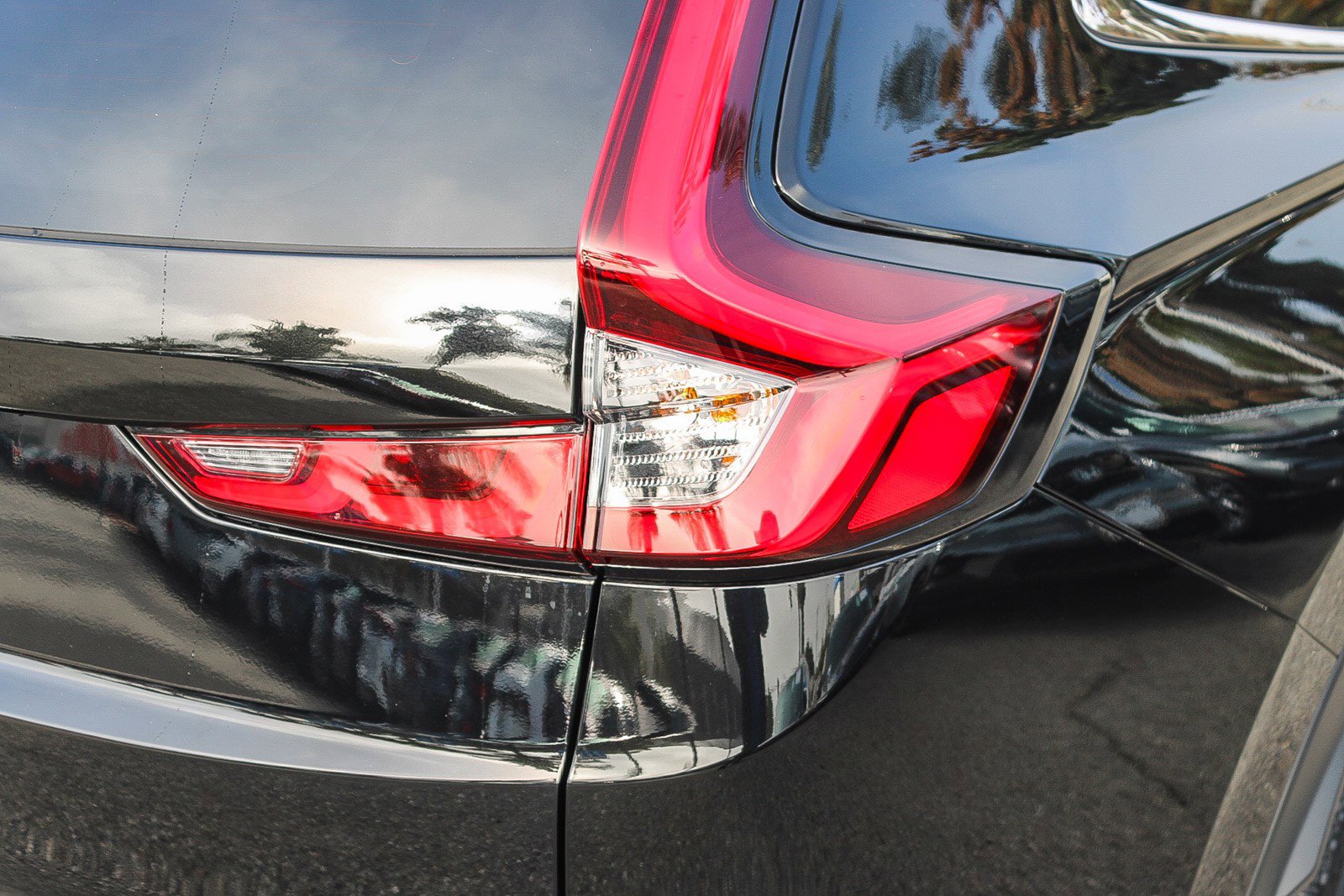 Certified 2025 Honda CR-V EX image 10