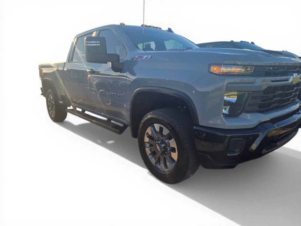 Used 2025 Chevrolet Silverado 2500 Custom w/ Custom Value Package AWD/4WD image 2