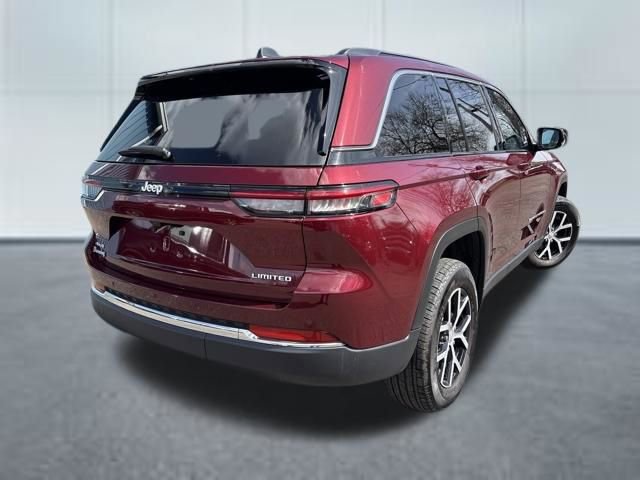 Used 2024 Jeep Grand Cherokee Limited w/ Trailer Tow Package AWD/4WD image 4
