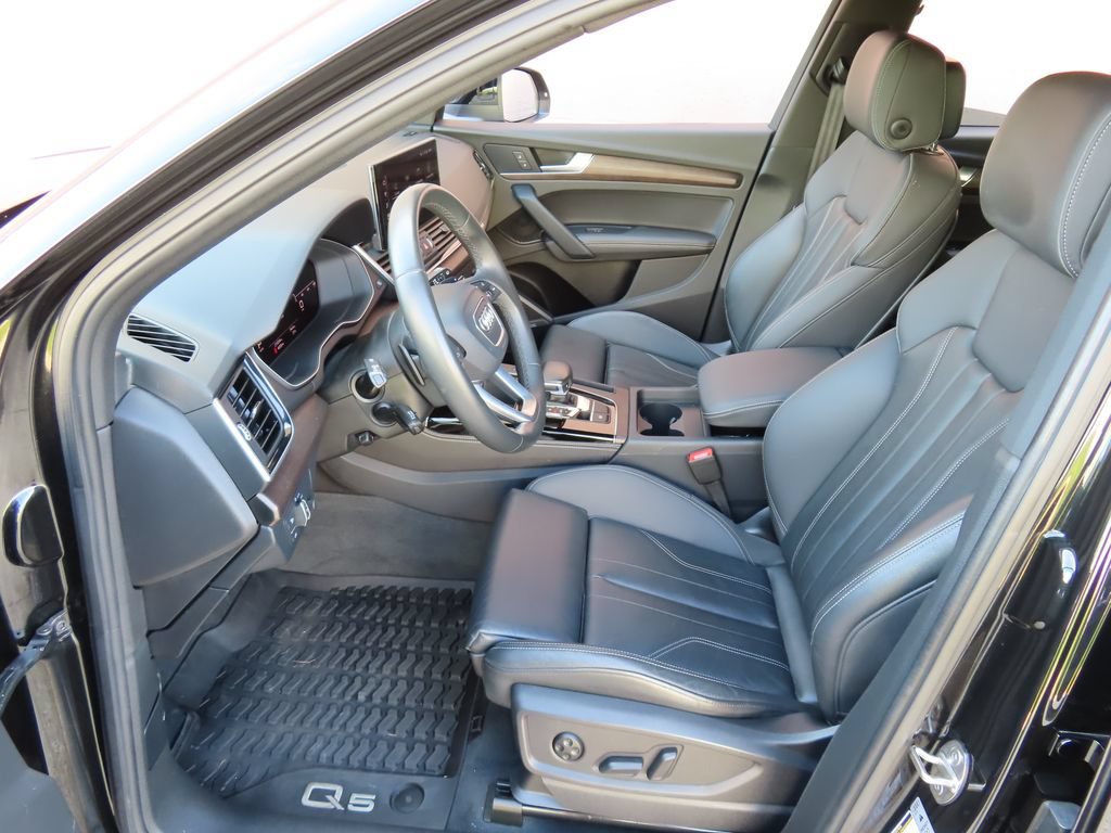 Used 2023 Audi Q5 2.0T Premium Plus w/ Premium Plus Package AWD/4WD image 27