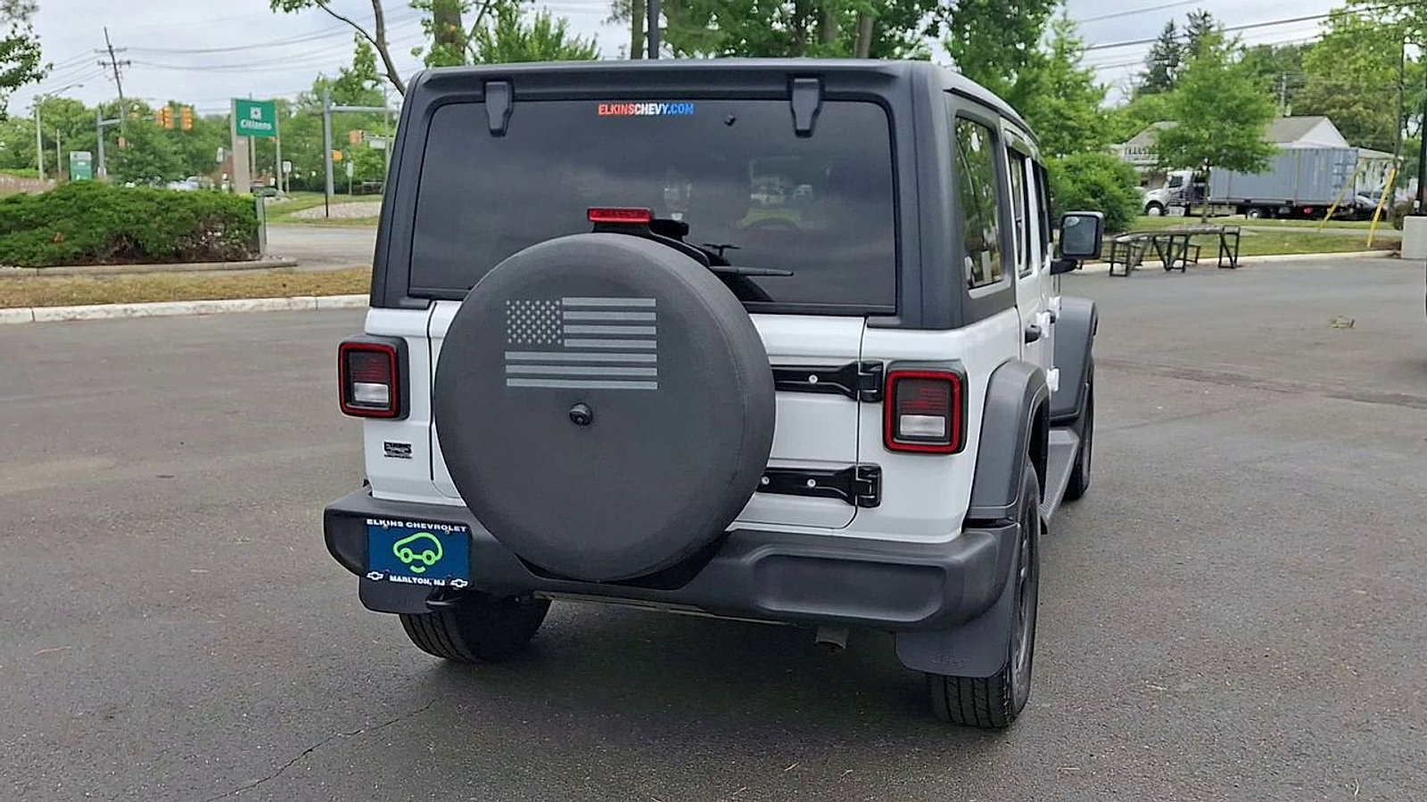 Used 2018 Jeep Wrangler Unlimited Sport AWD/4WD image 2
