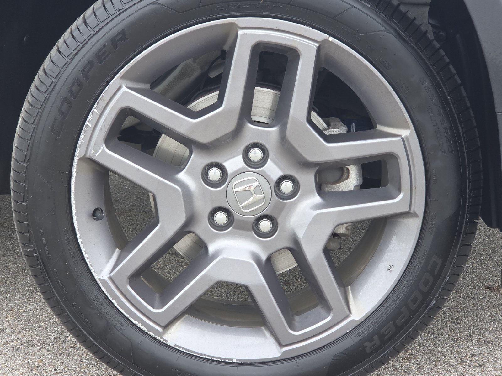 Used 2023 Honda Passport EX-L image 12