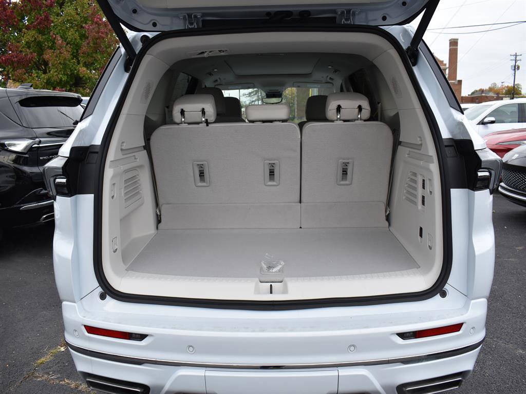 New 2026 Buick Enclave Avenir w/ Super Cruise Package image 11
