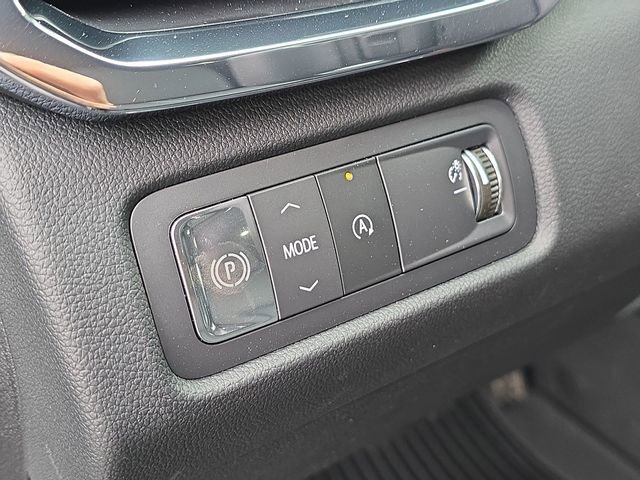 Certified 2025 GMC Acadia Elevation w/ Elevation Premium Package image 18