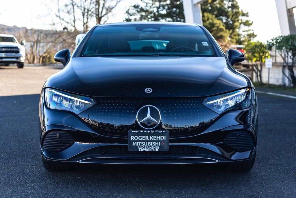 Used 2023 Mercedes-Benz EQE 350+ Sedan image 4